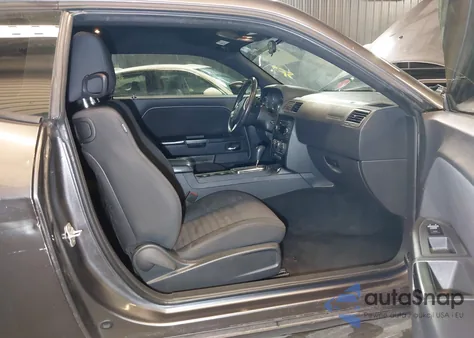 2013 Dodge Challenger Sxt z USA, uszkodzony, nr VIN 2C3CDYAG5DH593050